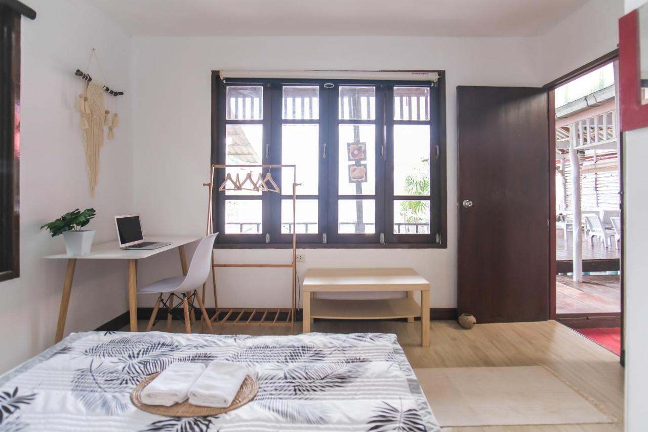 Boho Hostel Ko Lanta Esterno foto